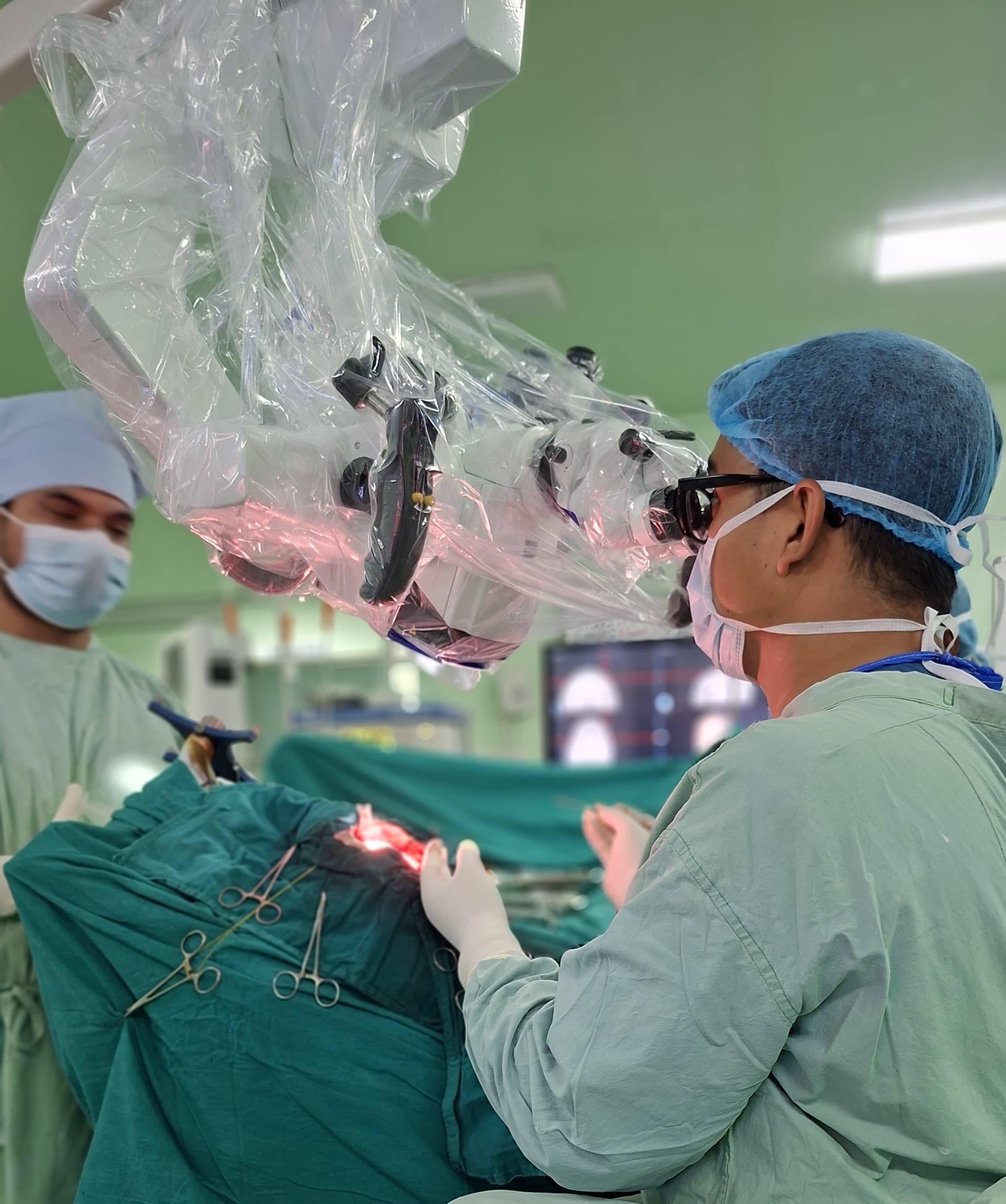 Neurosurgical Research & Microscope Training